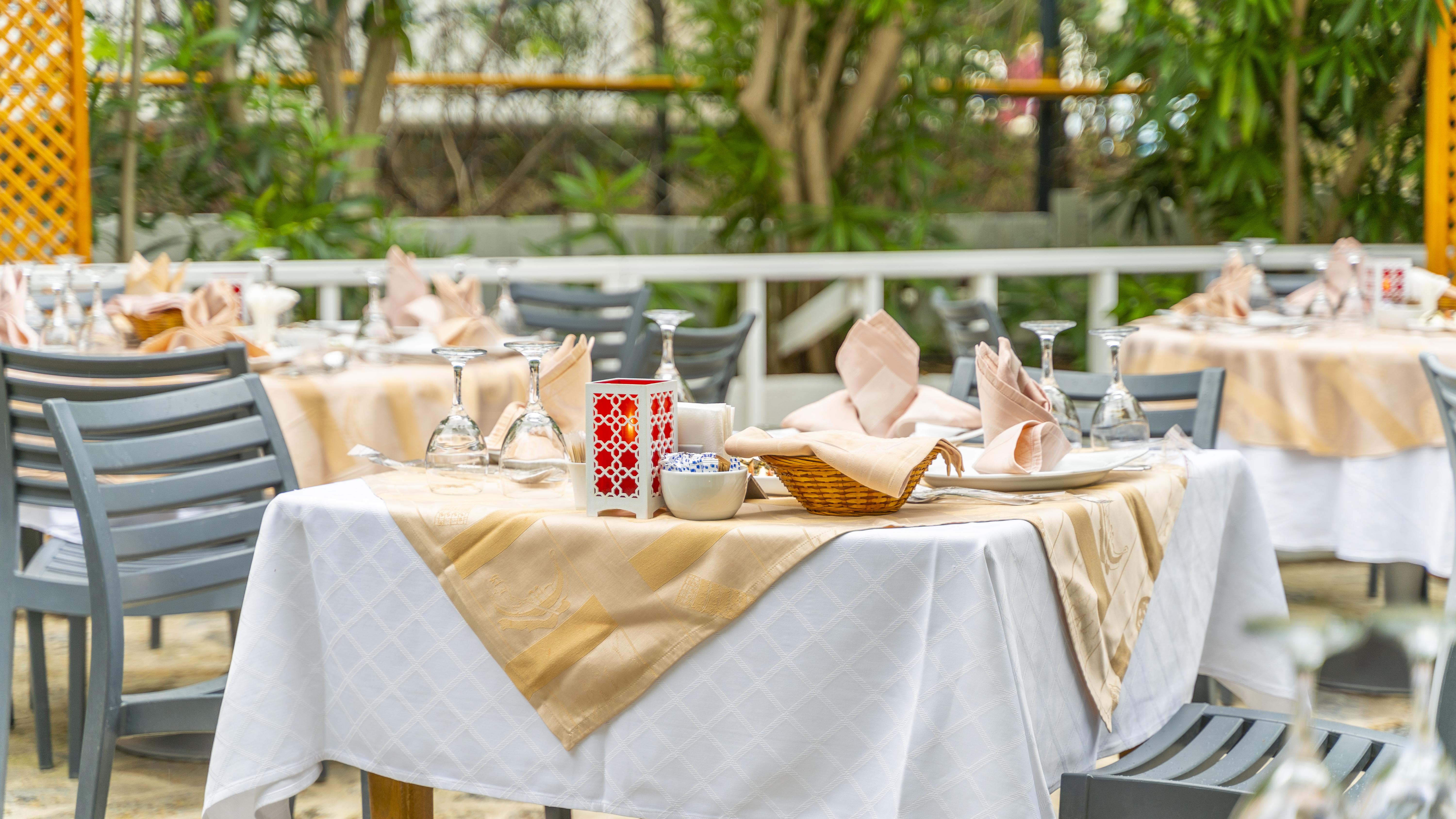 Queen'S Park Le Jardin ケメル エクステリア 写真